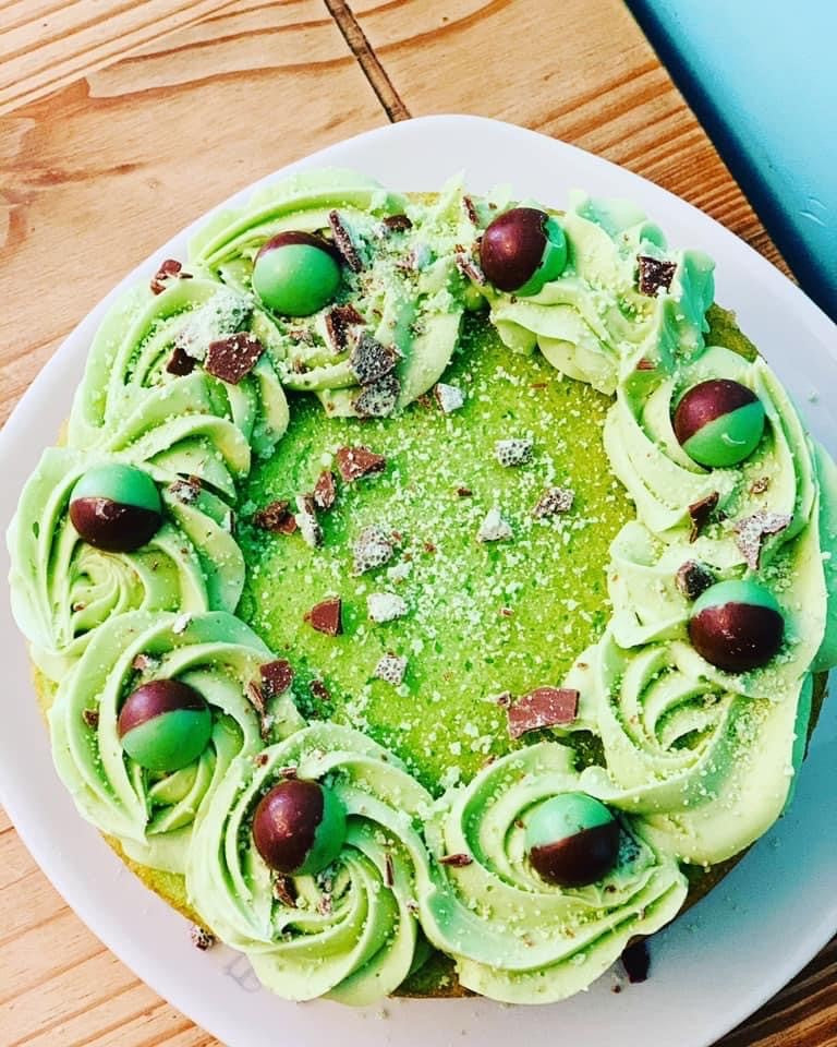 Mint Areo Cake